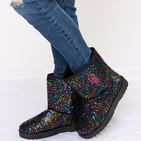 Sequin Thermal Flat Boots - Picture 4 of 6